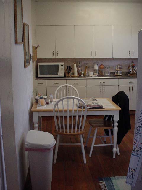 016 Kitchen Table