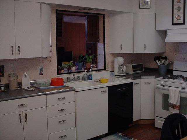 018 Kitchen to Breakfast Bar