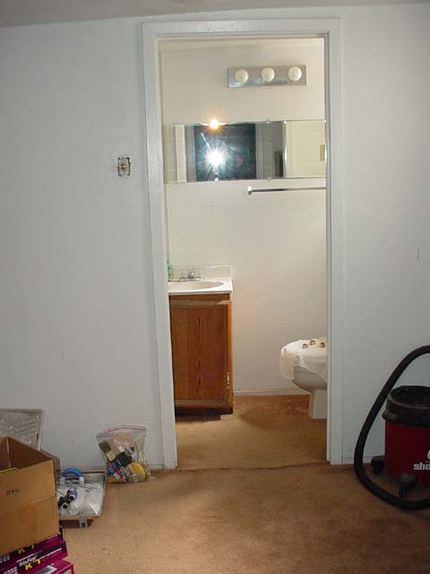 079 Craft Room Bathroom