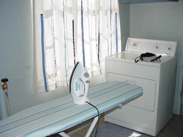 089 More Laundry Room