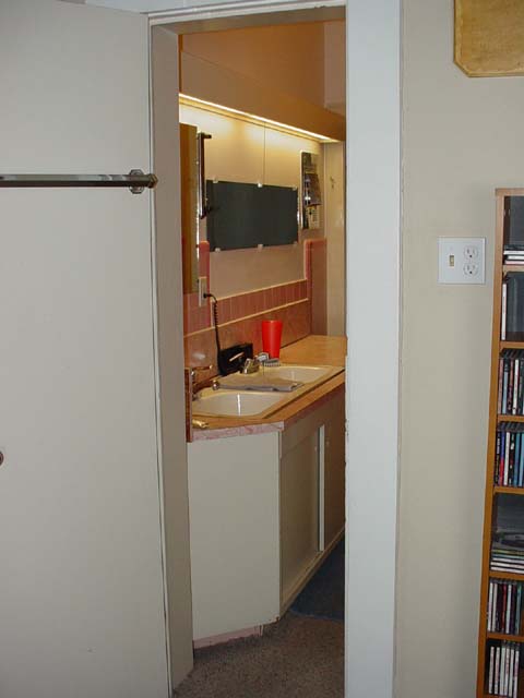 101 Kim's Office to Chris' Bathroom