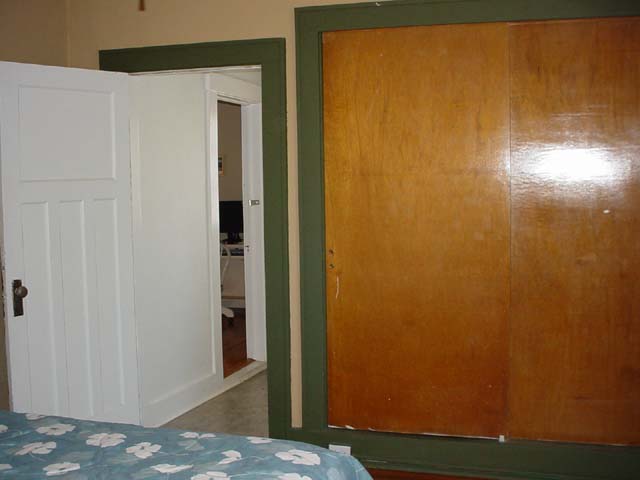 119 Guest Room Closet And Back Staircase